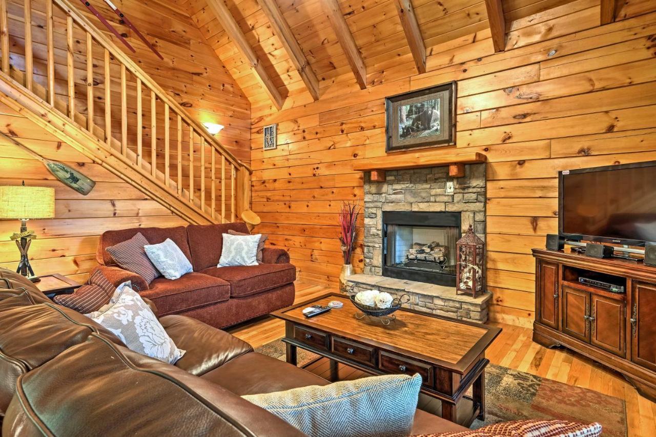 Вілла Pigeon Forge Cabin With Hot Tub, Grill And Pool Table! Сев'єрвілл Екстер'єр фото