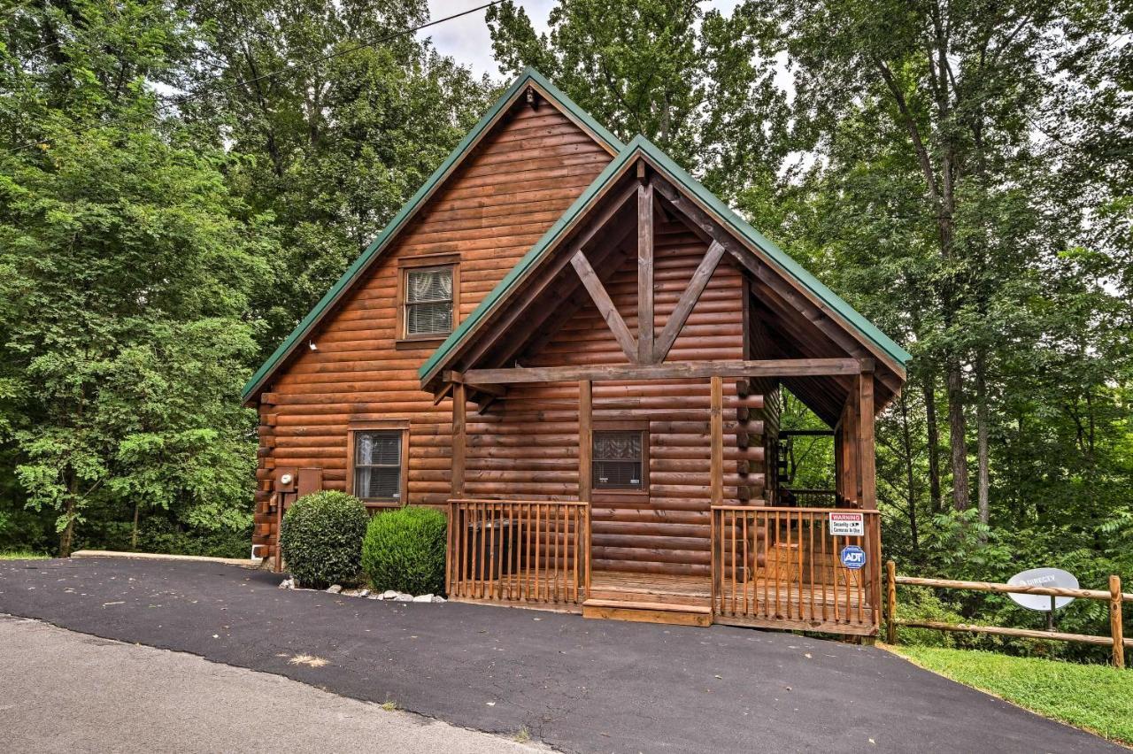 Вілла Pigeon Forge Cabin With Hot Tub, Grill And Pool Table! Сев'єрвілл Екстер'єр фото