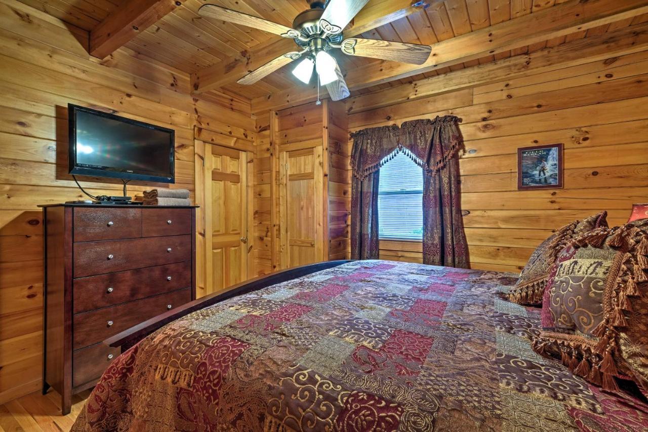 Вілла Pigeon Forge Cabin With Hot Tub, Grill And Pool Table! Сев'єрвілл Екстер'єр фото