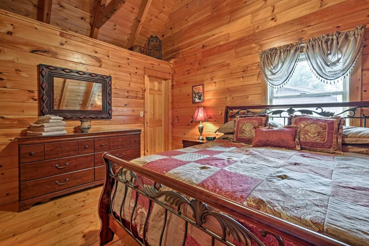 Вілла Pigeon Forge Cabin With Hot Tub, Grill And Pool Table! Сев'єрвілл Екстер'єр фото