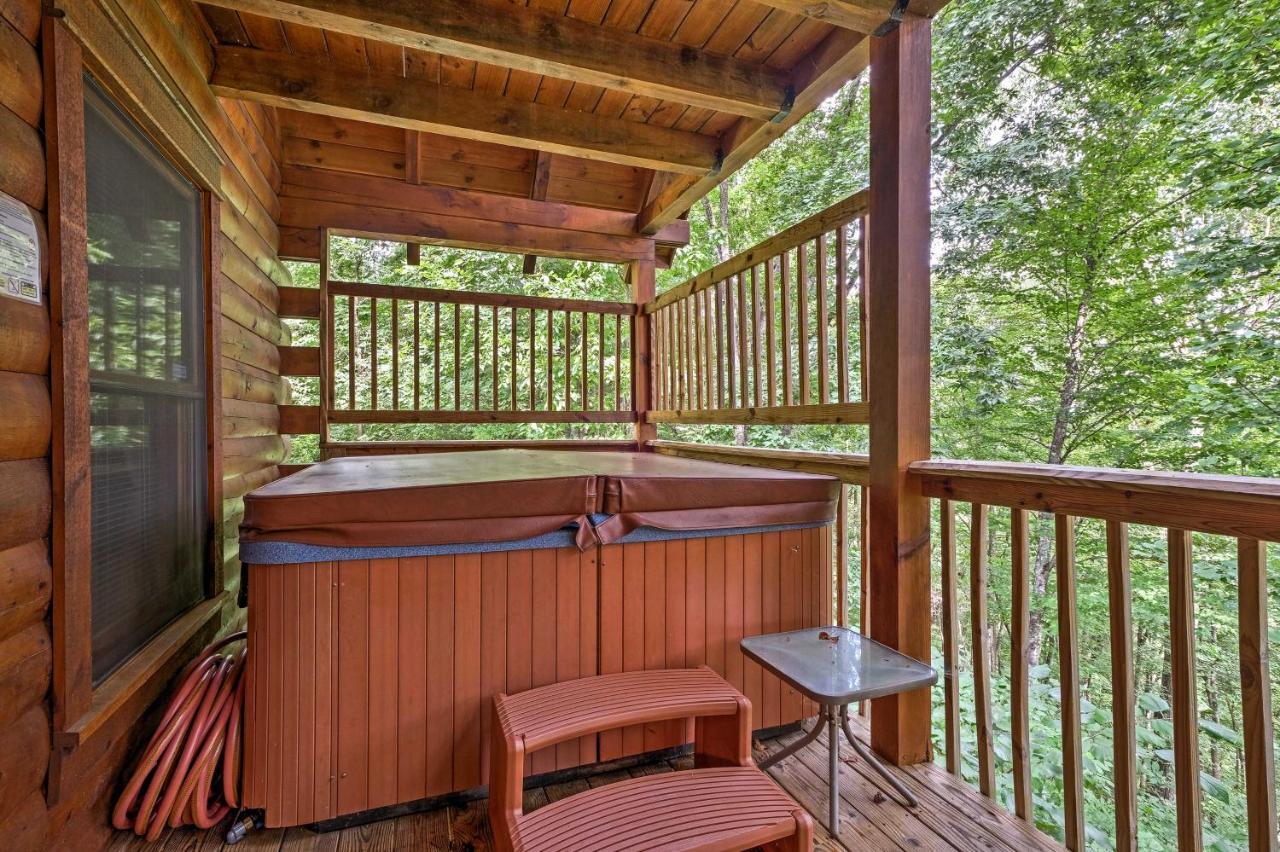 Вілла Pigeon Forge Cabin With Hot Tub, Grill And Pool Table! Сев'єрвілл Екстер'єр фото